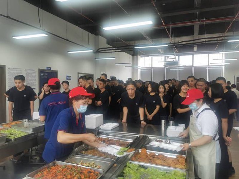 医院食堂承包市场观察：从传统管理到现代化服务